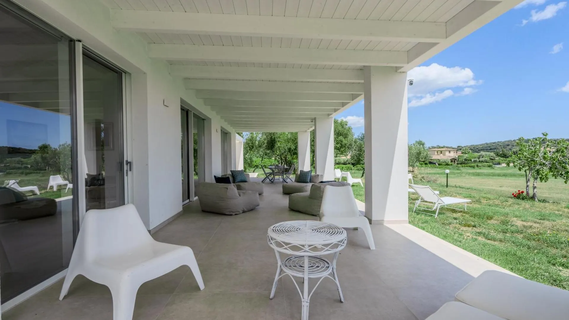 Villa Deg Vista Mare San Teodoro Puntaldia Italy